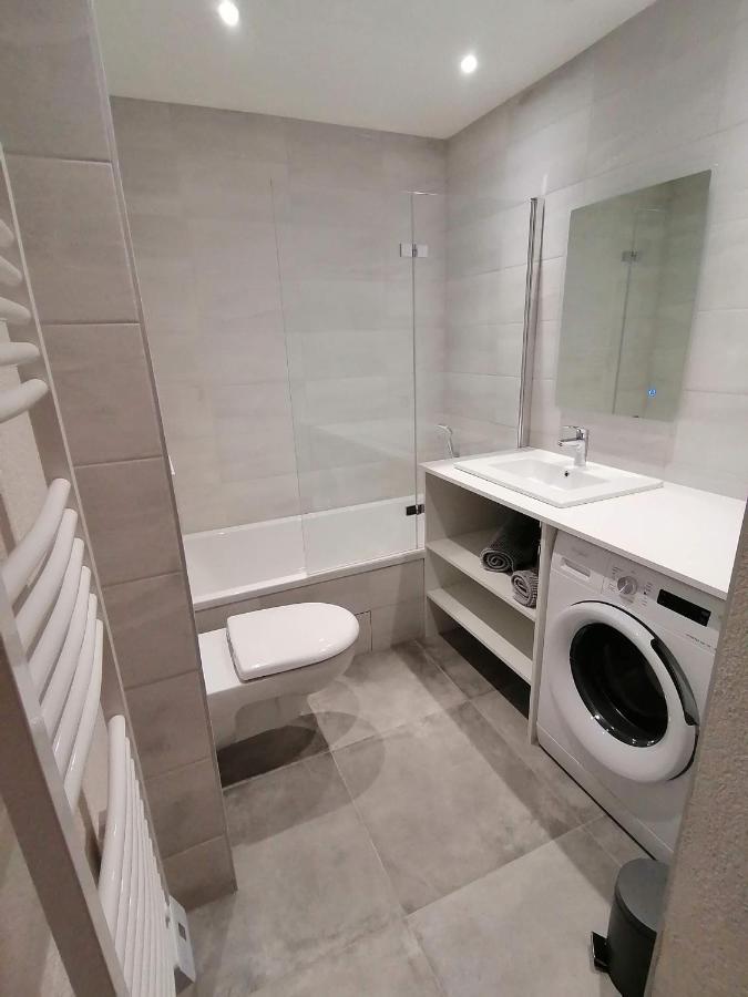 Chez Leon, Jacuzzi Et Sauna Des Le 1Er Septembre 2025 ซาโมอ็องส์ ภายนอก รูปภาพ